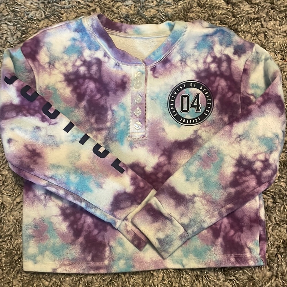 Justice Active size 6 tie dye sweatshirt gently used